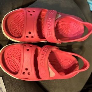 Little girl’s crocs-Size 11C
